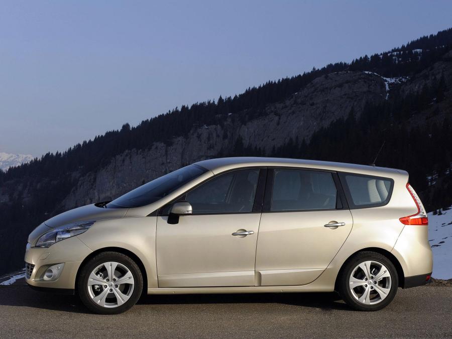  Renault Grand Scenic 2009 года  (фото 34 из 65)